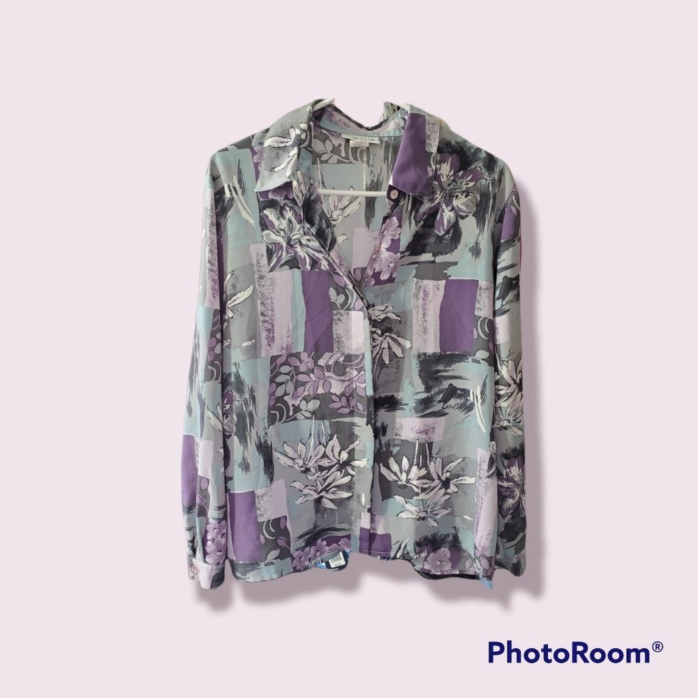 GRAFF button down floral black white short sleeve blouse